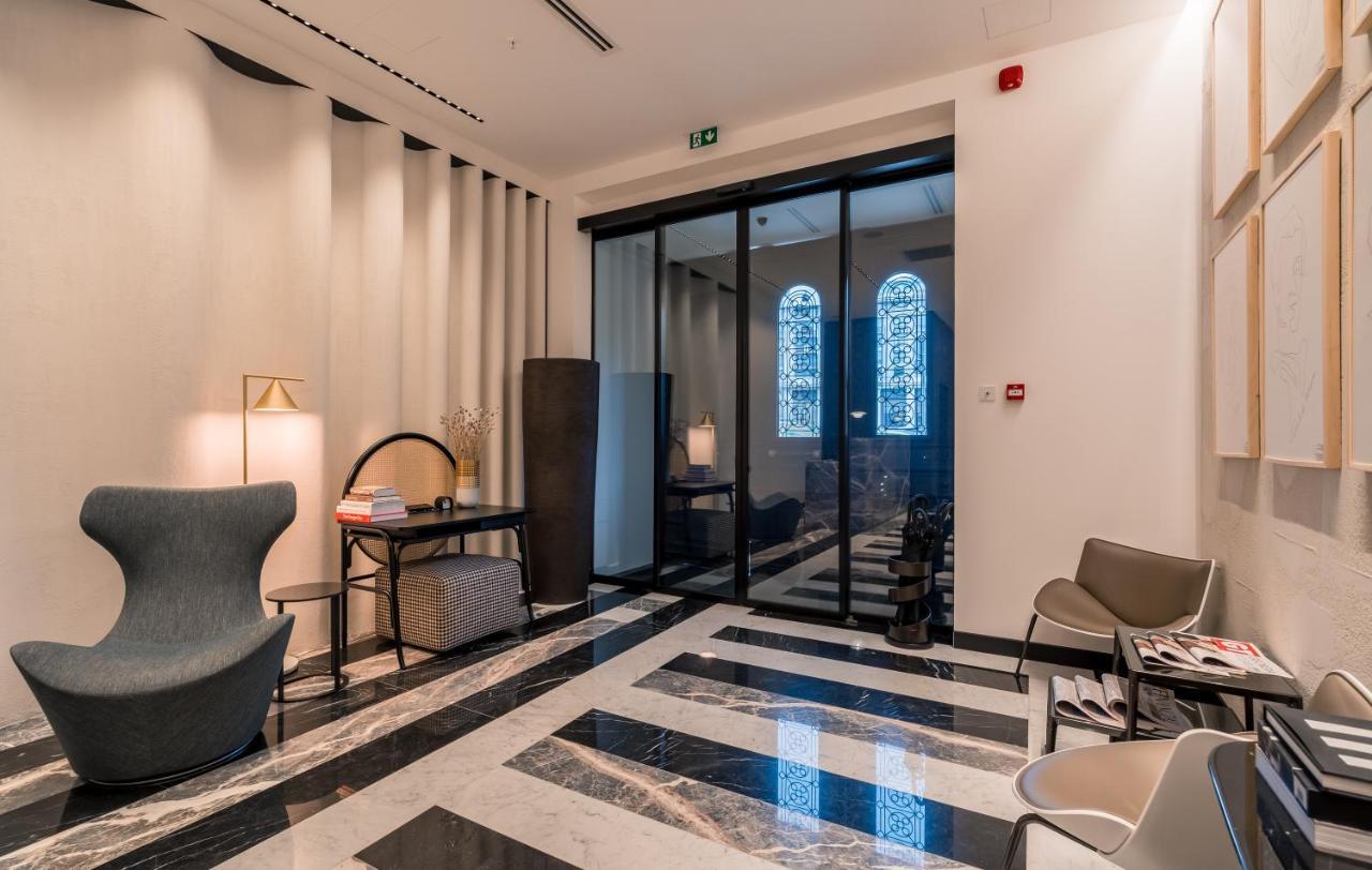 Monograph Freedom Square Hotel Тбилиси Екстериор снимка The lobby of the hotel